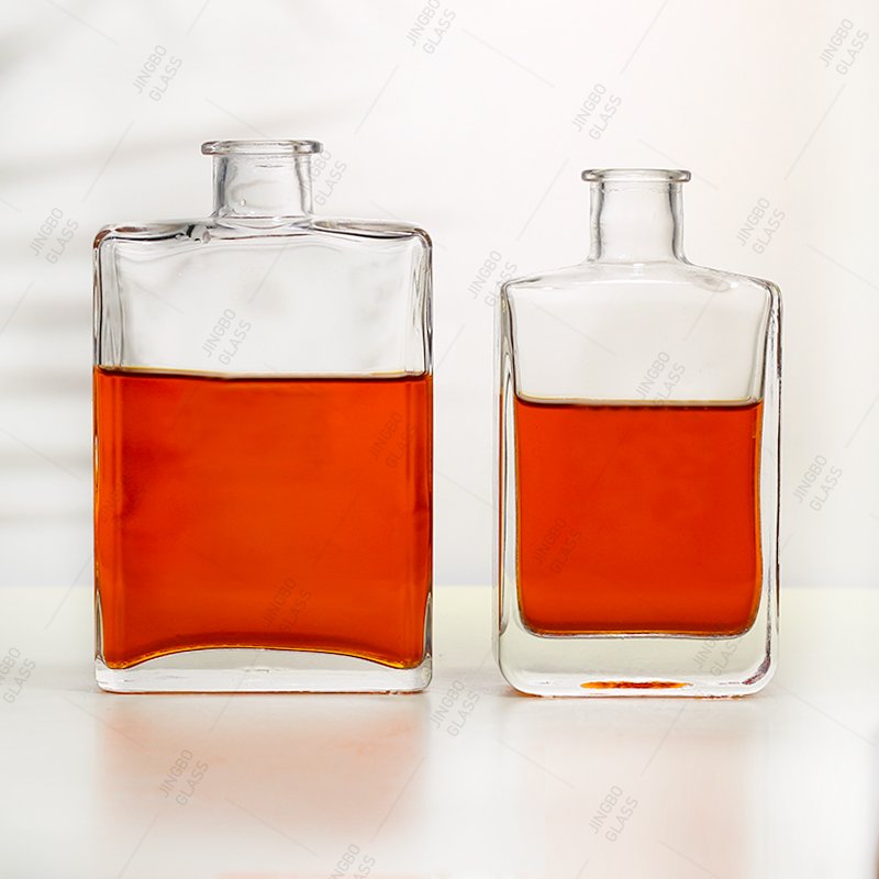 Wholesale 50ml 100ml 200ml 375ml Spirits Vodka Gin Liquor Glass Bottle With Cork Or Screw Cap For Sale