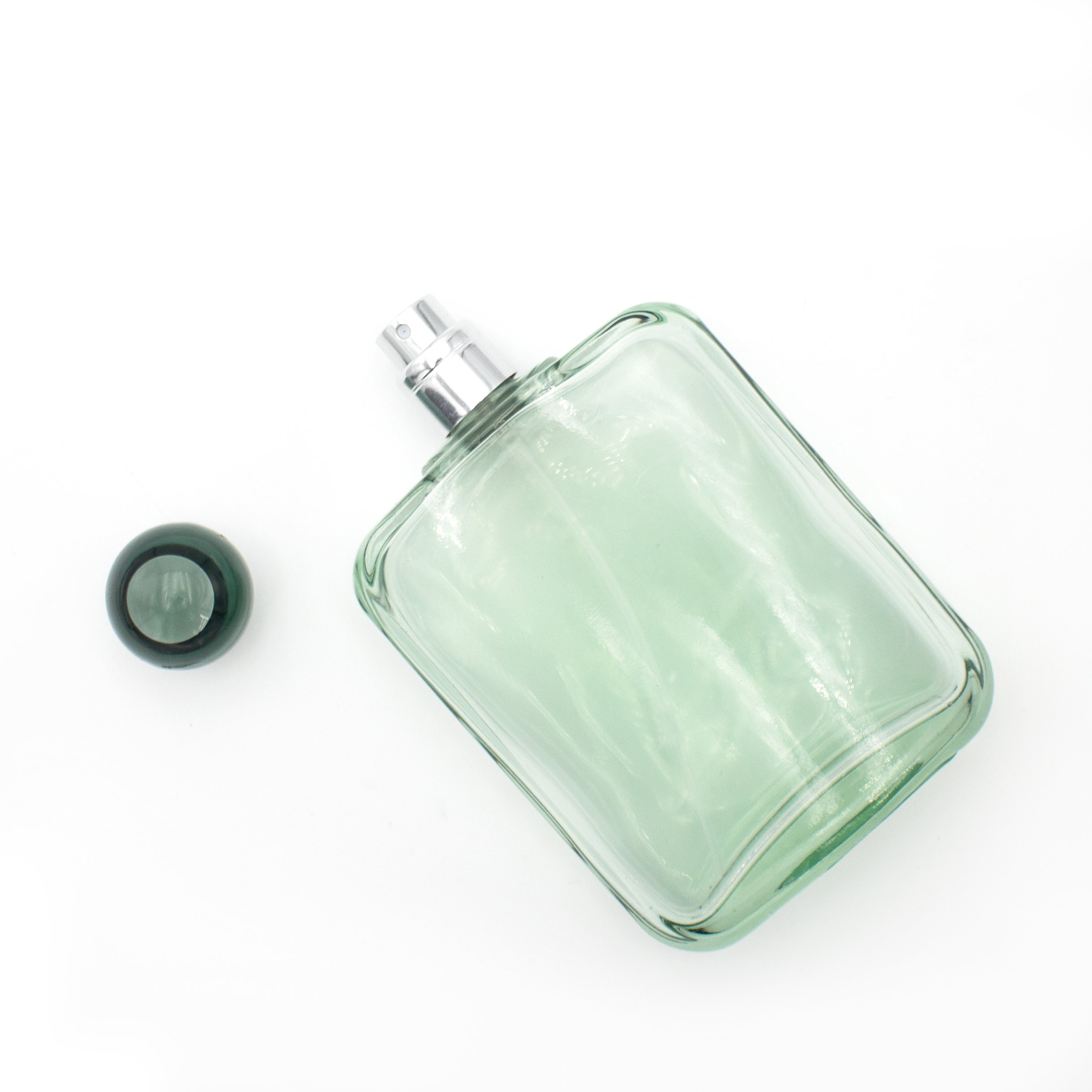 China manufacturer clear green atomizer flat shoulder rectangular men glass spray refillable 100ml perfume bottle