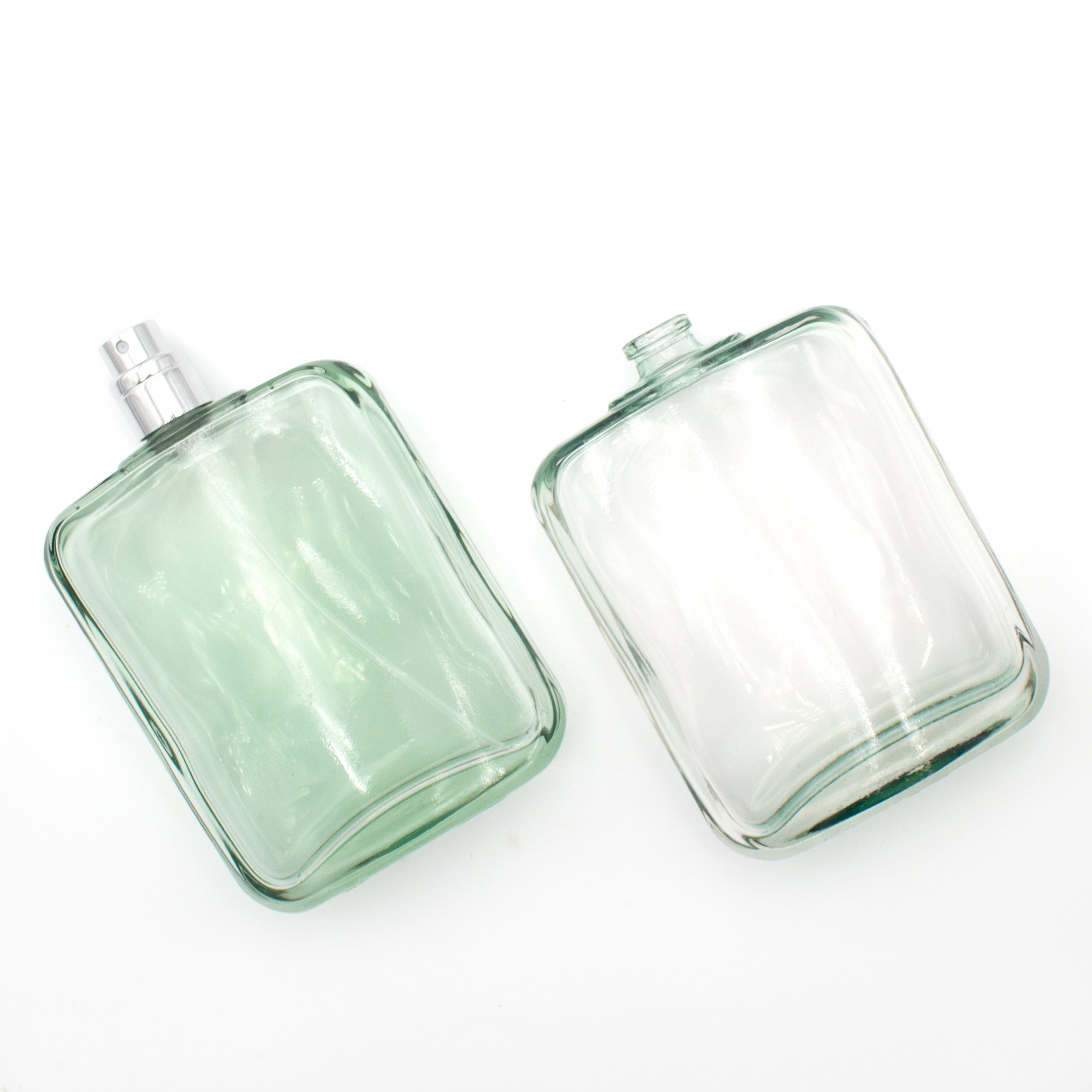 China manufacturer clear green atomizer flat shoulder rectangular men glass spray refillable 100ml perfume bottle