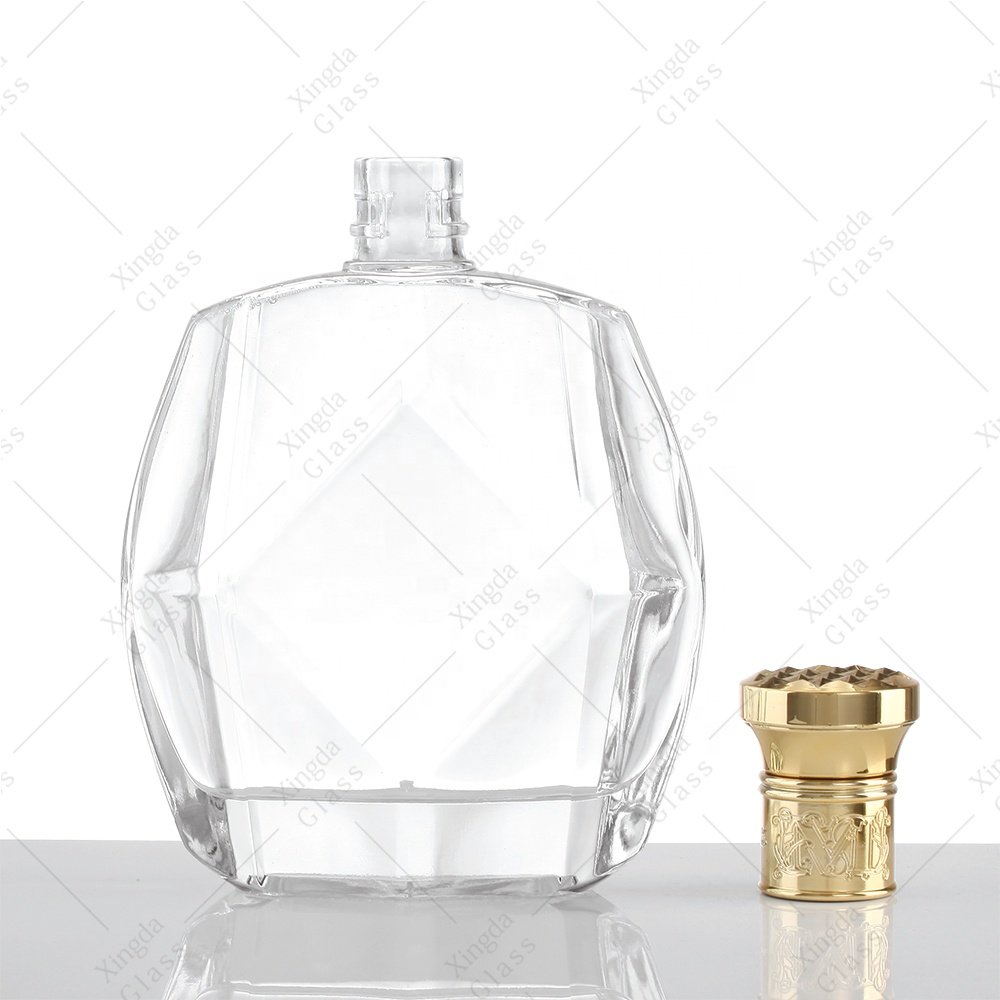 Manufacturer Wholesale Empty Gin Spirit Botellas De Vidrio Frosted Glass Bottles For Liquor 750Ml With Lid
