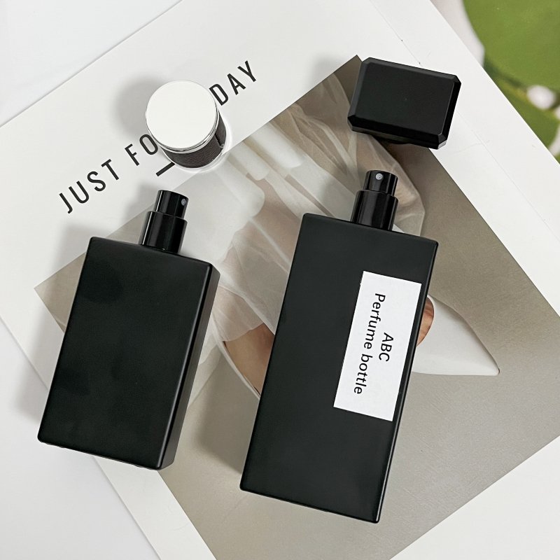 Hot-sale 30ml 50ml 100ml Matte Black Flat Square Perfume Glass Bottle Vintage Glass Perfume Bottles For Cologne