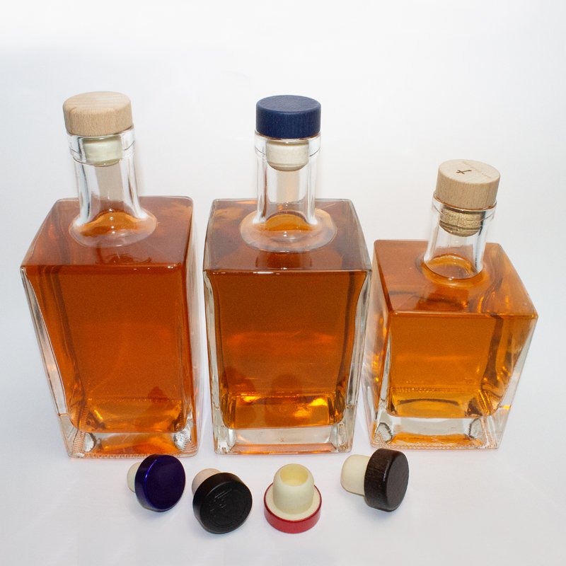 Customized square liquor bottle 750ml 500ml gin whisky spirit vodka brandy bottle packing whiskey bottle glass 750ml