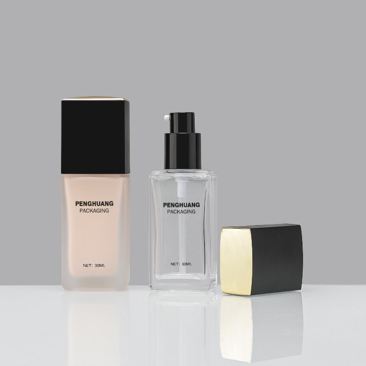 square shaped 30ml empty cosmetic bottles frosted liquid foundation glass bottle with gold top pump