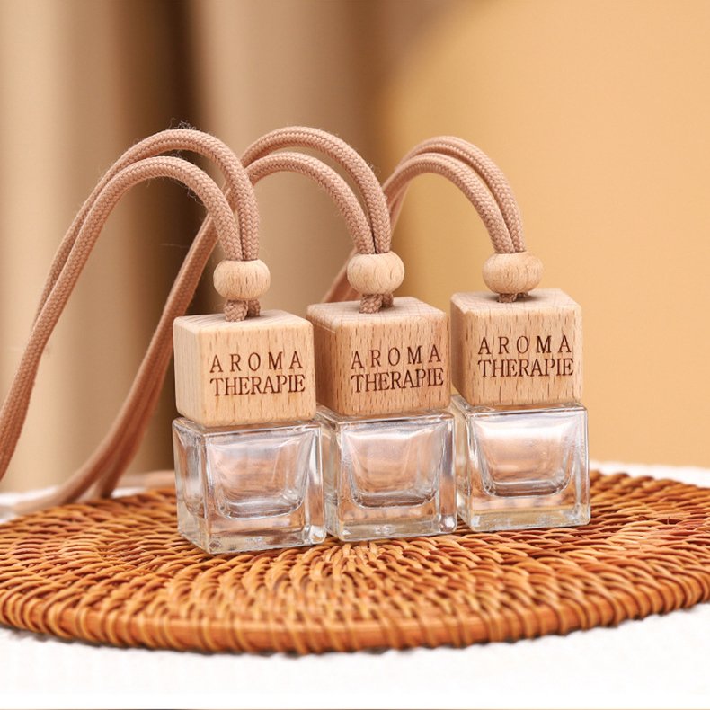 Wholesale Empty 8ml Car Fragrance Diffuser Glass Bottle Square 8ml Car Air Freshener Hanging perfume bottle for car
