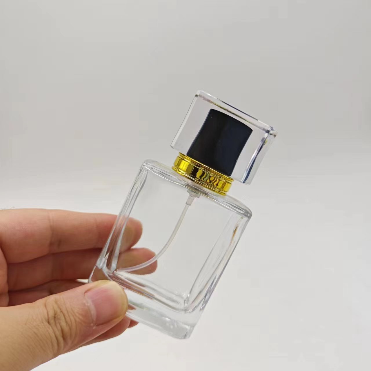 2024 black perfume bottle 50ml glass bottle Classic perfume bottle