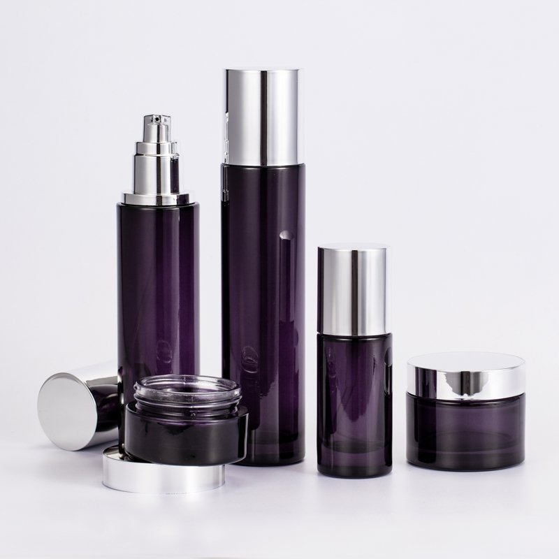 Golden Supplier Trade Fancy 30g 50g 15ml 30 Ml 120ml Matte White Silver Cap Essential Oil Glass Bottle 30ml