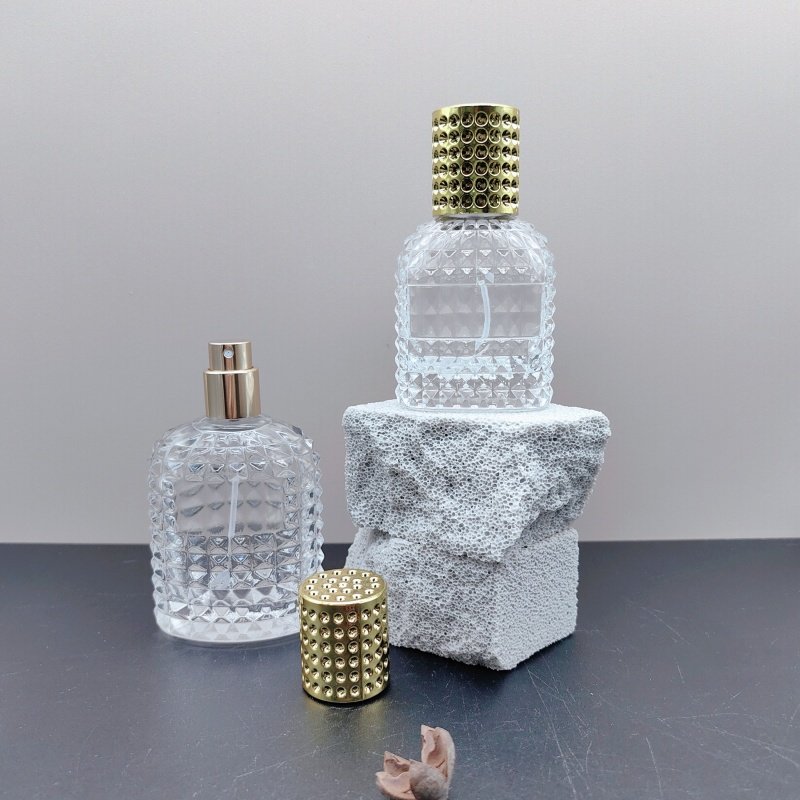 Stock 30 50ml Pineapple Bottle Luxury Glass Perfume bottle Cosmetic Spray bottle With Electrochemical Aluminum Lid