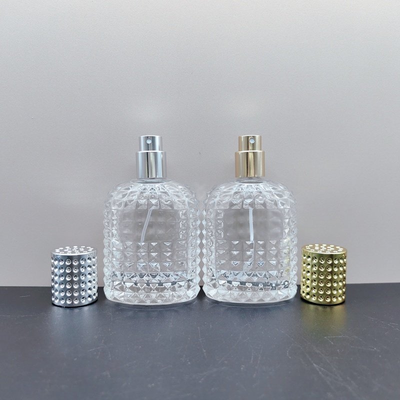 Stock 30 50ml Pineapple Bottle Luxury Glass Perfume bottle Cosmetic Spray bottle With Electrochemical Aluminum Lid