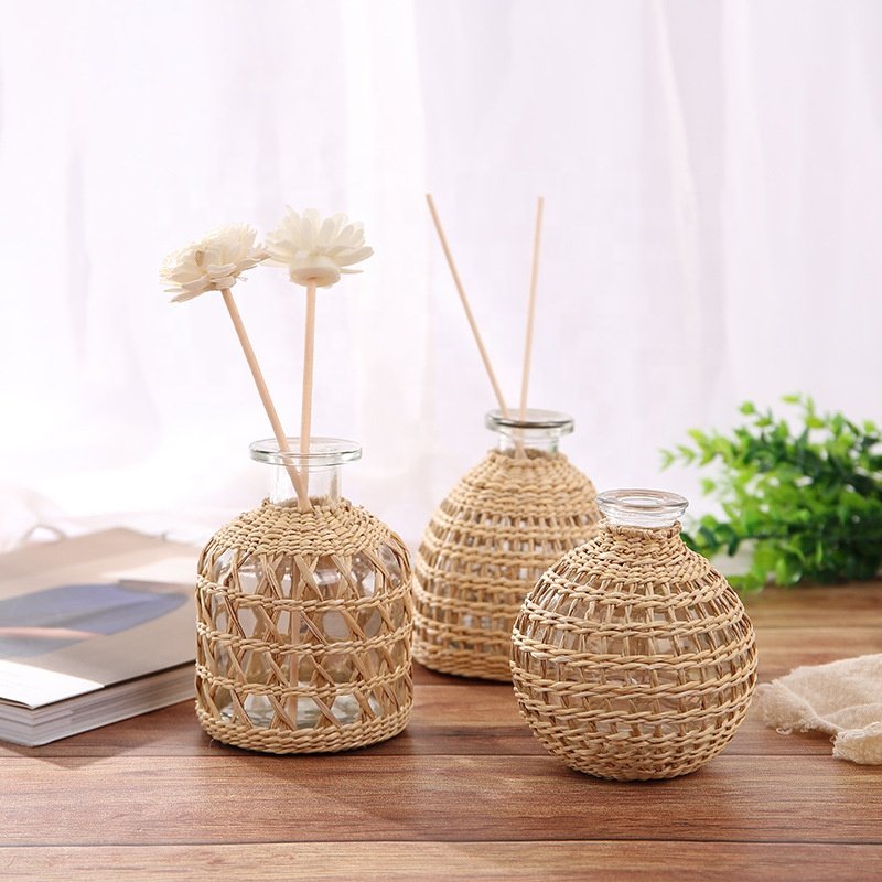 Reusable Sea Grass Woven Glass Cup with Rattan Seagrass Bottle Sleeve For Cold Drinks Seagrass Wrapped Drinking Glass Bottle