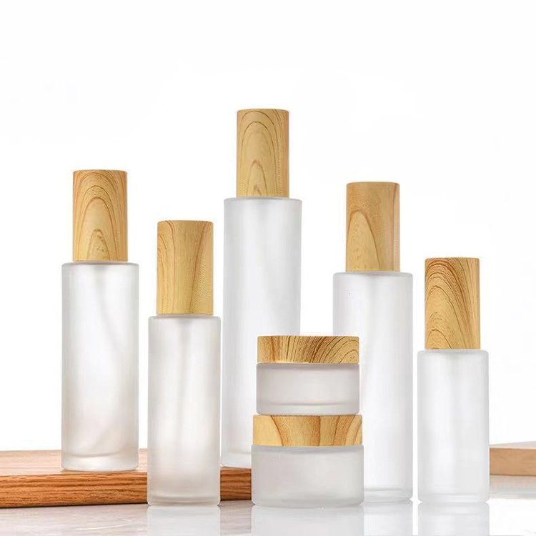 Cosmetics Packaging Glass Bottle Sets Empty Glass Cream Jar and Pump Spray Bottle