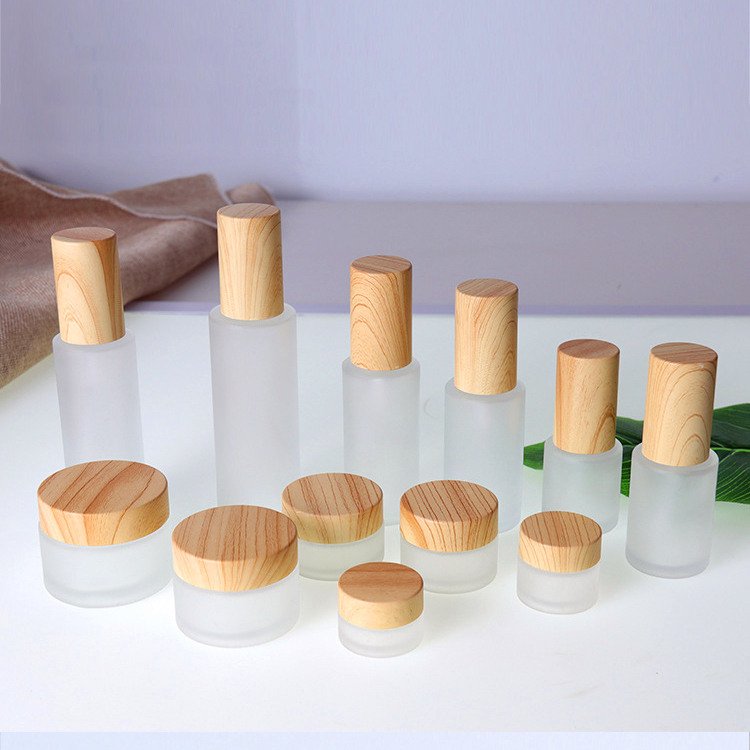 Cosmetics Packaging Glass Bottle Sets Empty Glass Cream Jar and Pump Spray Bottle