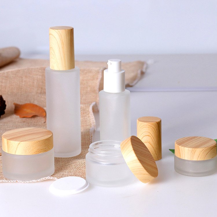 Cosmetics Packaging Glass Bottle Sets Empty Glass Cream Jar and Pump Spray Bottle