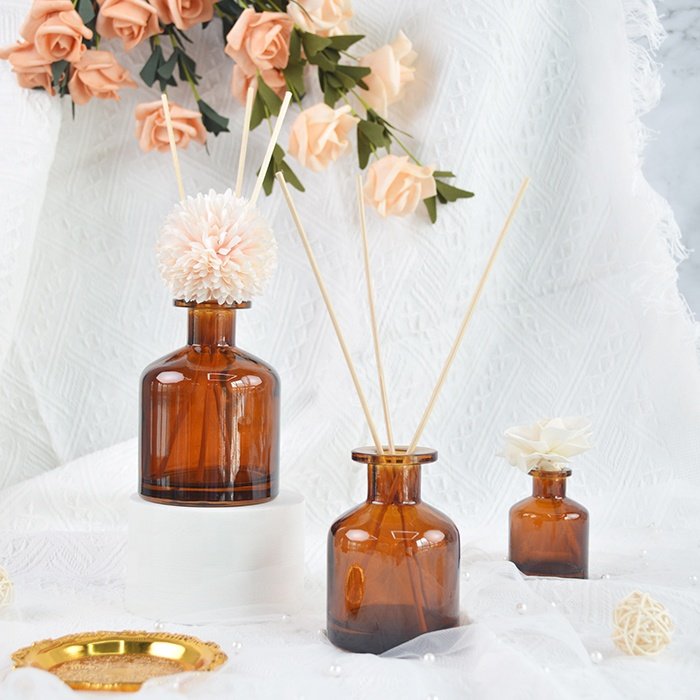 Custom Luxury 200Ml Essential Oil Aromatherapy Aroma Diffuser Bottle Empty Amber Glass Reed Perfume Diffuser Bottle