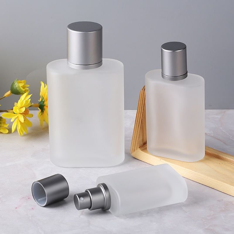 Luxury recyclable 30ml 50ml 100ml frosted pump spray cap perfume glass bottle