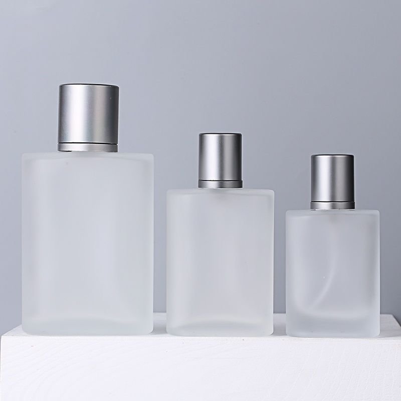 Luxury recyclable 30ml 50ml 100ml frosted pump spray cap perfume glass bottle