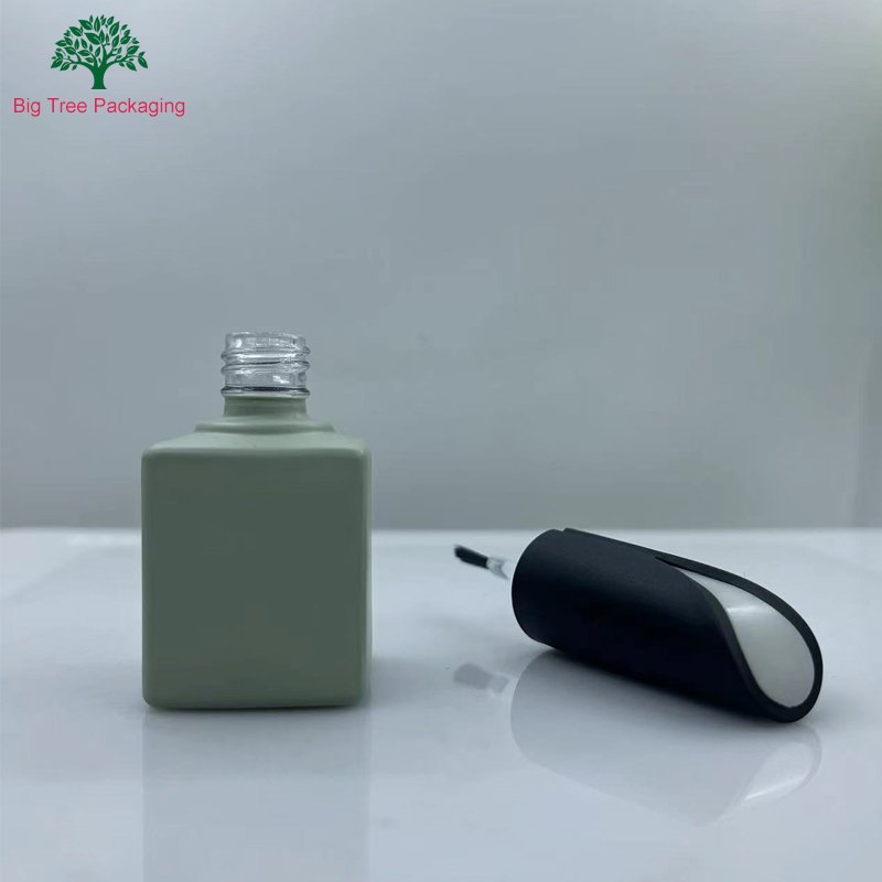 Wholesale Glass Packaging Factory Square Empty Nail Uv Gel Polish Glass Bottle With Brush 15ml