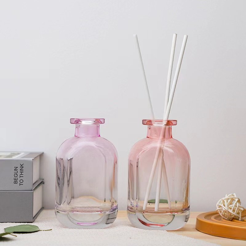 Wholesale High-grade Square Clear 50ml 100ml 150ml 200ml Empty Perfume Frosted Reed Diffuser Glass Bottle With Screw Lid