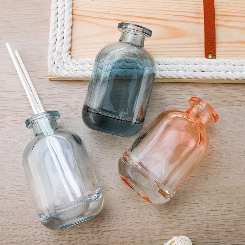 Wholesale High-grade Square Clear 50ml 100ml 150ml 200ml Empty Perfume Frosted Reed Diffuser Glass Bottle With Screw Lid