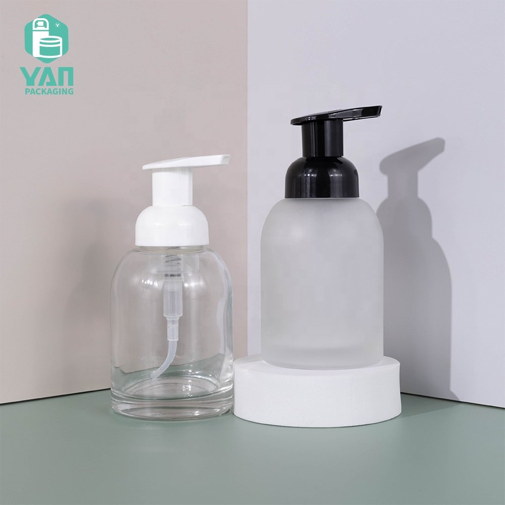 YAN Packaging transparent clear frosted foaming soap hand wash glass bottle 250 ml black white pump