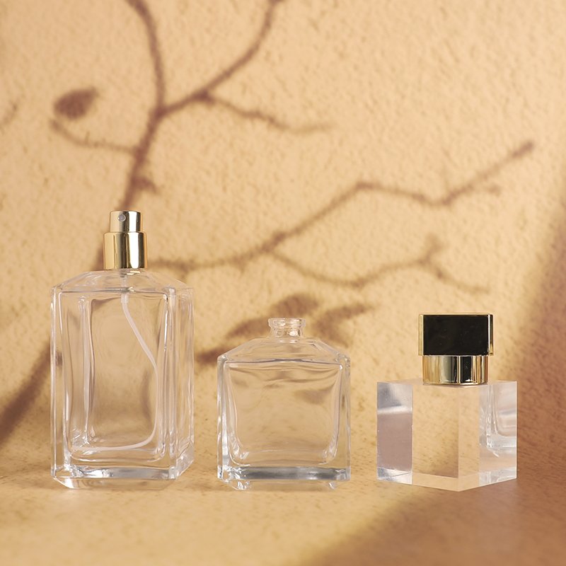 Factory custom 50ml70ml square thick bottom perfume glass bottle pressed spray bottle large capacity bottle wholesale