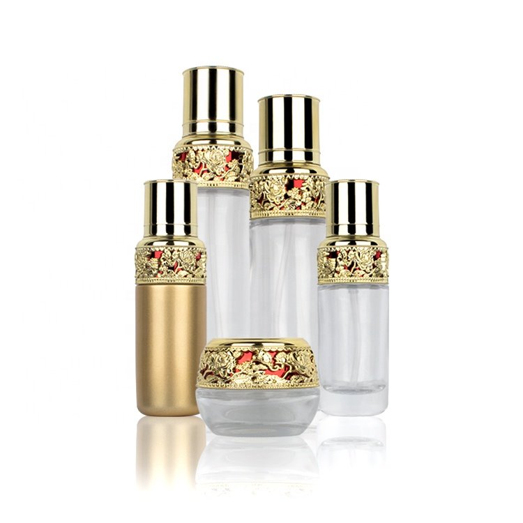 Gold cosmetic packaging Vintage hollow pattern gold glass jar Essential oil lotion perfume 50g 40ml glass bottle spray bottle