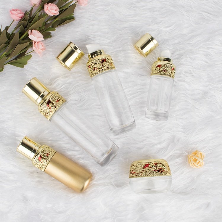 Gold cosmetic packaging Vintage hollow pattern gold glass jar Essential oil lotion perfume 50g 40ml glass bottle spray bottle