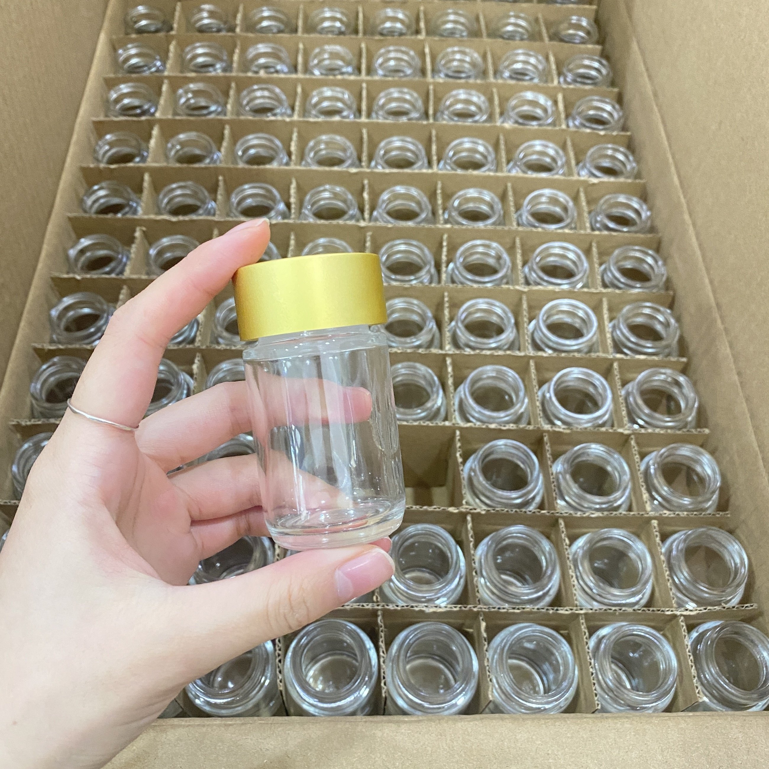 Hot Custom Infused Container Child Proof Glass Bottle Child Resistant Lids Packaging Container