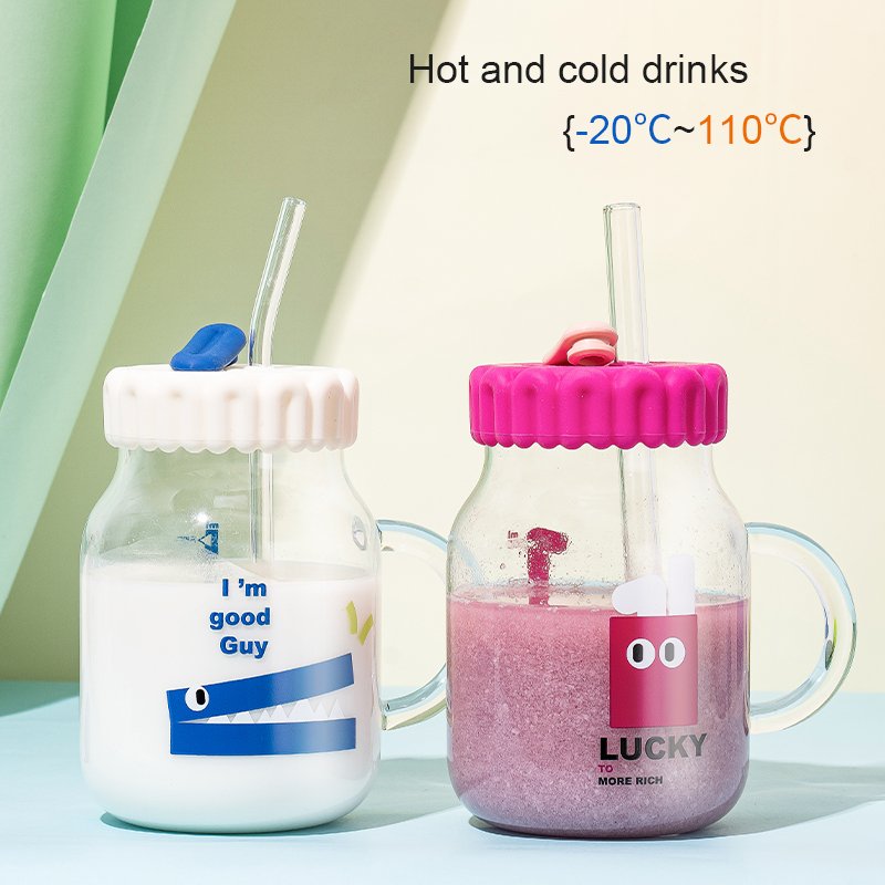 Wholesale Cartoon Borosilicate Glass Bottle Coffee Mug Clear Water Bottle With Straw and Handle