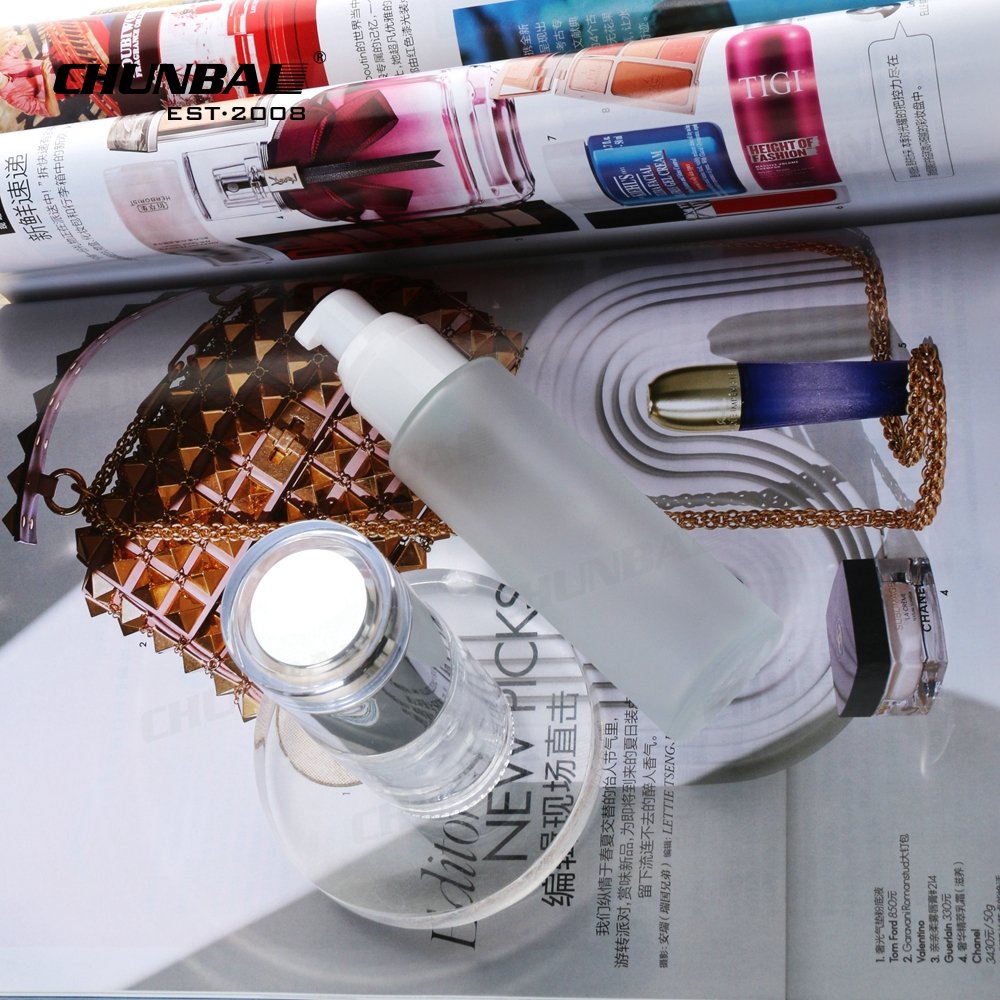 Luxury 25 Ml 30Ml 120Ml Frosted Round Empty Low Price Liquid Glass Pump Serum Foundation Lotion Bottle With Pump