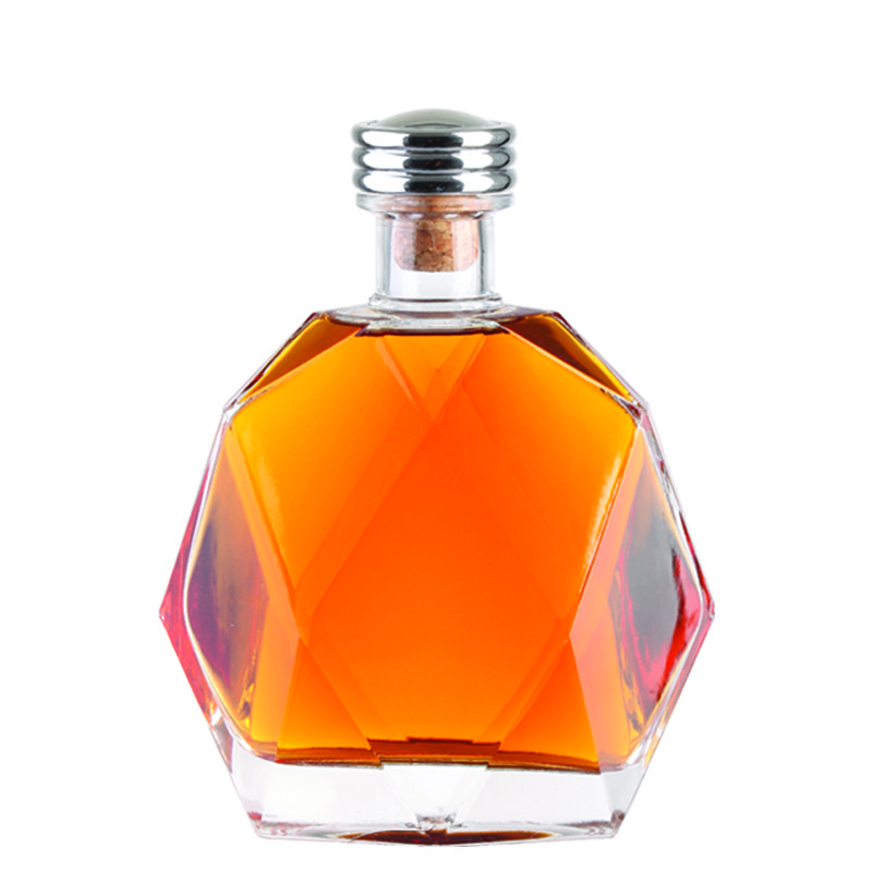 High-grade luxury brandy glass bottle with glass stopper