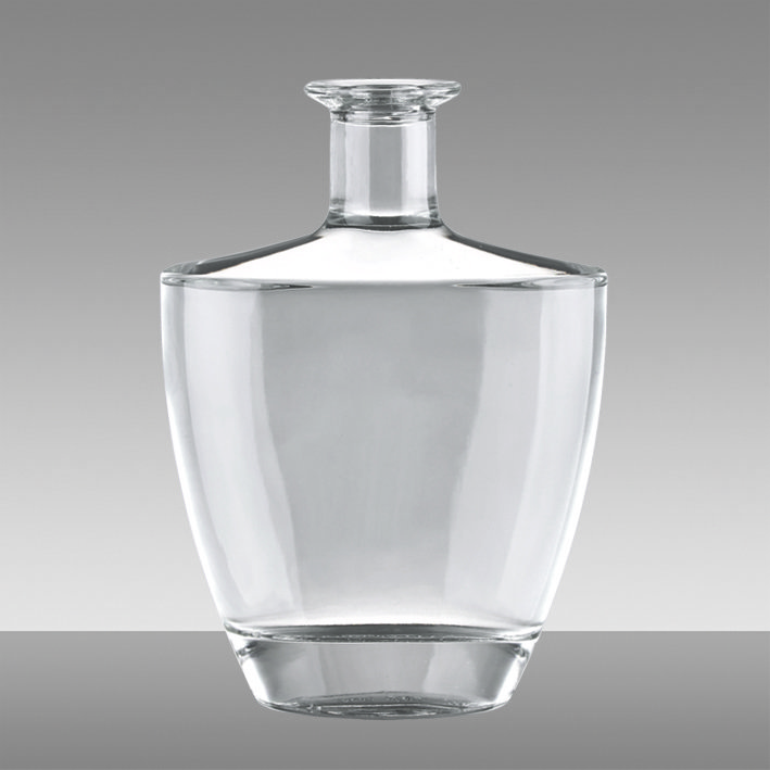 High-grade luxury brandy glass bottle with glass stopper