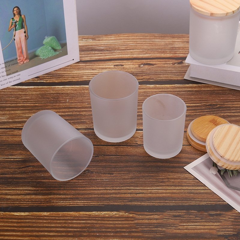 Wholesale 100ml 200ml 300ml 400ml Transparent frost Candle Glass Bottle with Bamboo cap