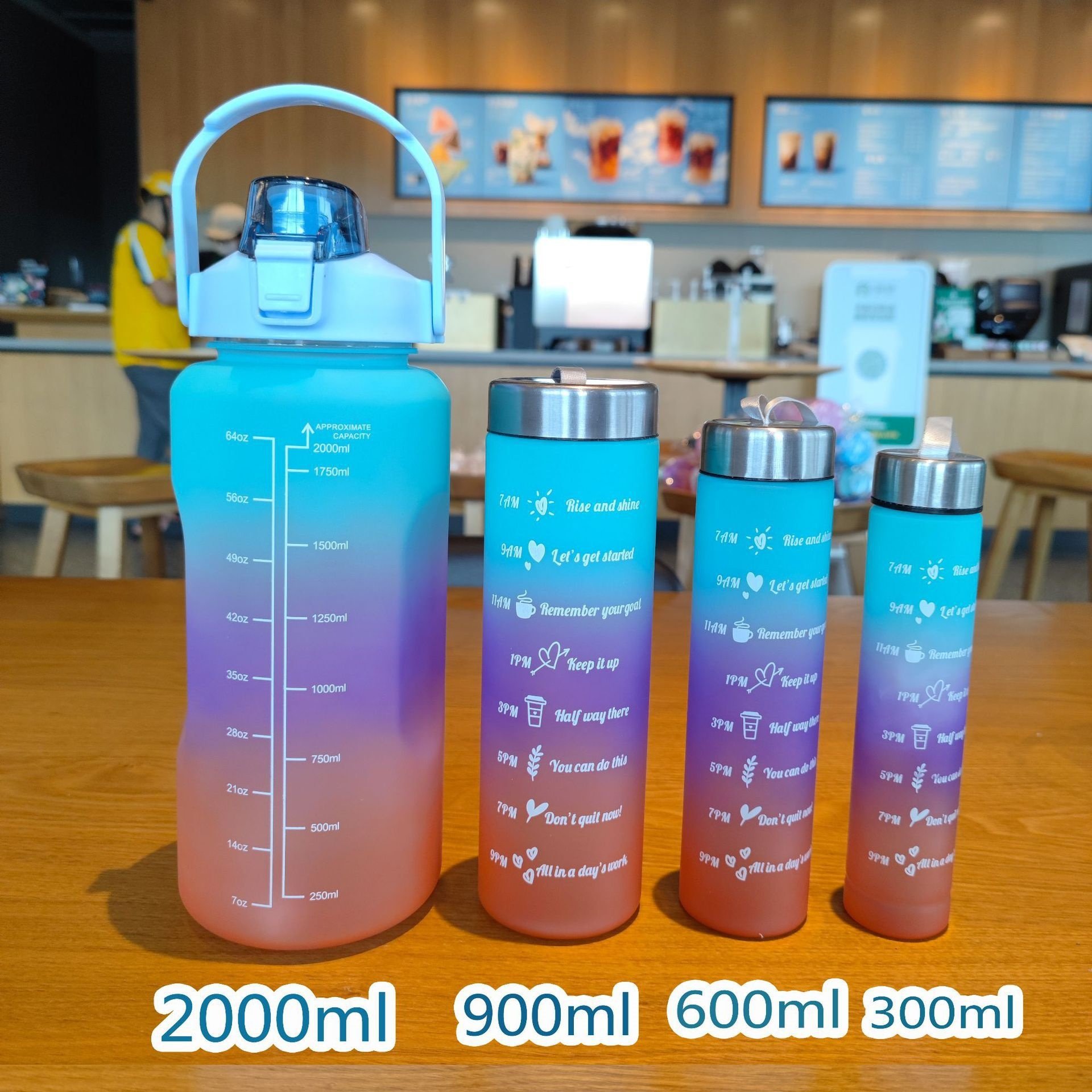 Wholesale gradient plastic gourd kit 2000ml 900ml 600ml 300ml gourds motivational 4 In 1 water bottles set