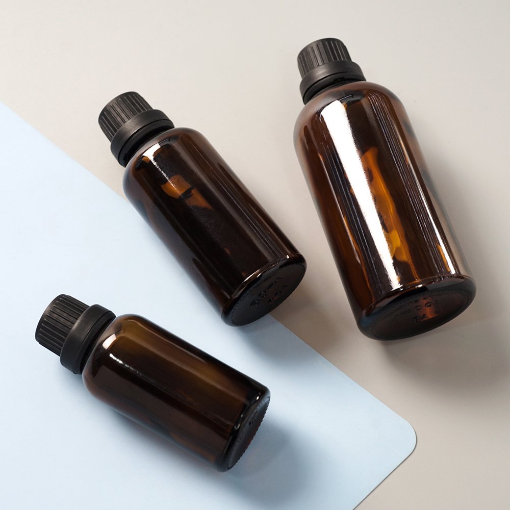 10Ml wholesale brown glass bottle 15Ml 30ml screw black cap amber essential oil bottles
