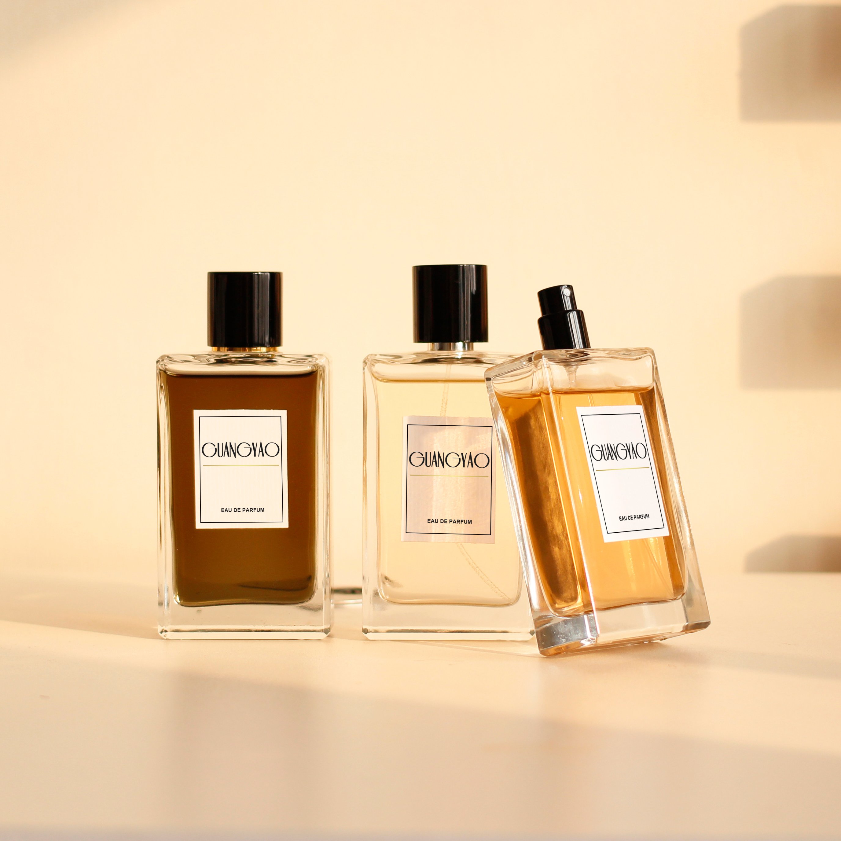 Manufacturers wholesale square glass bottles 50ml 100ml fashion atmosphere men and women perfume bottle with box