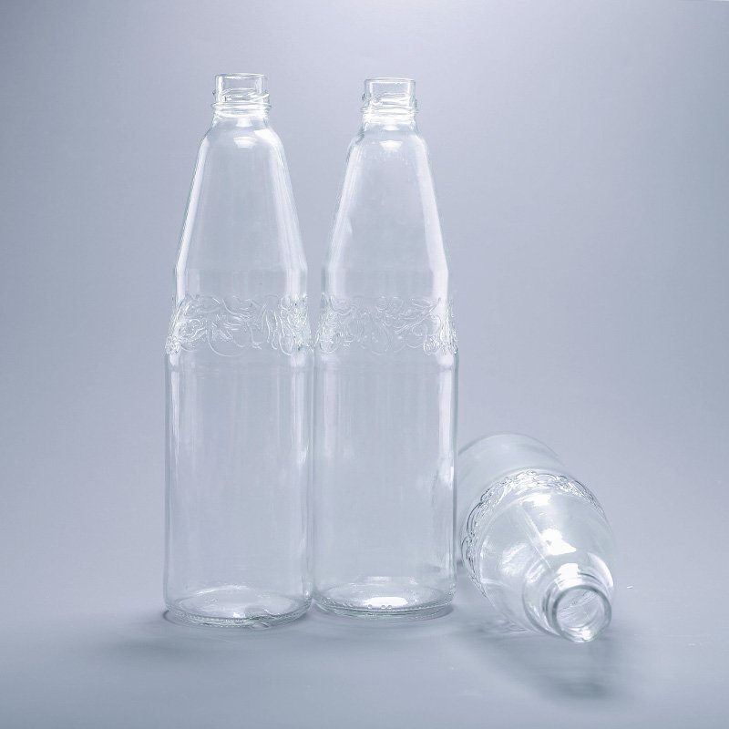 Glass Beverage Bottles 750ml Soda Water Juice Beverage Clear Glass Bottle of Food Grade