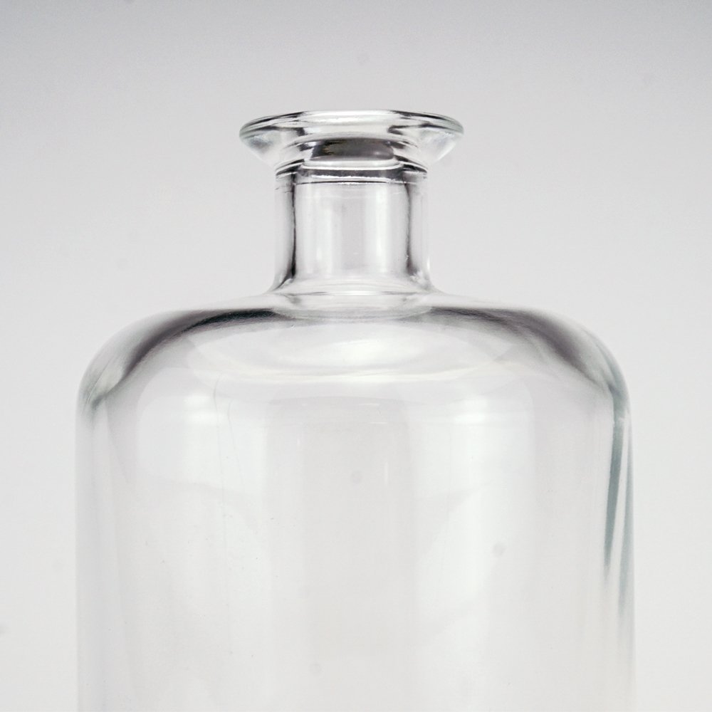 Bespoke High-end Mountain Base Super Flint Glass Premium Liquor Glass Alcoholic Beverage Bottle For Whisky Vodka Brandy Tequila