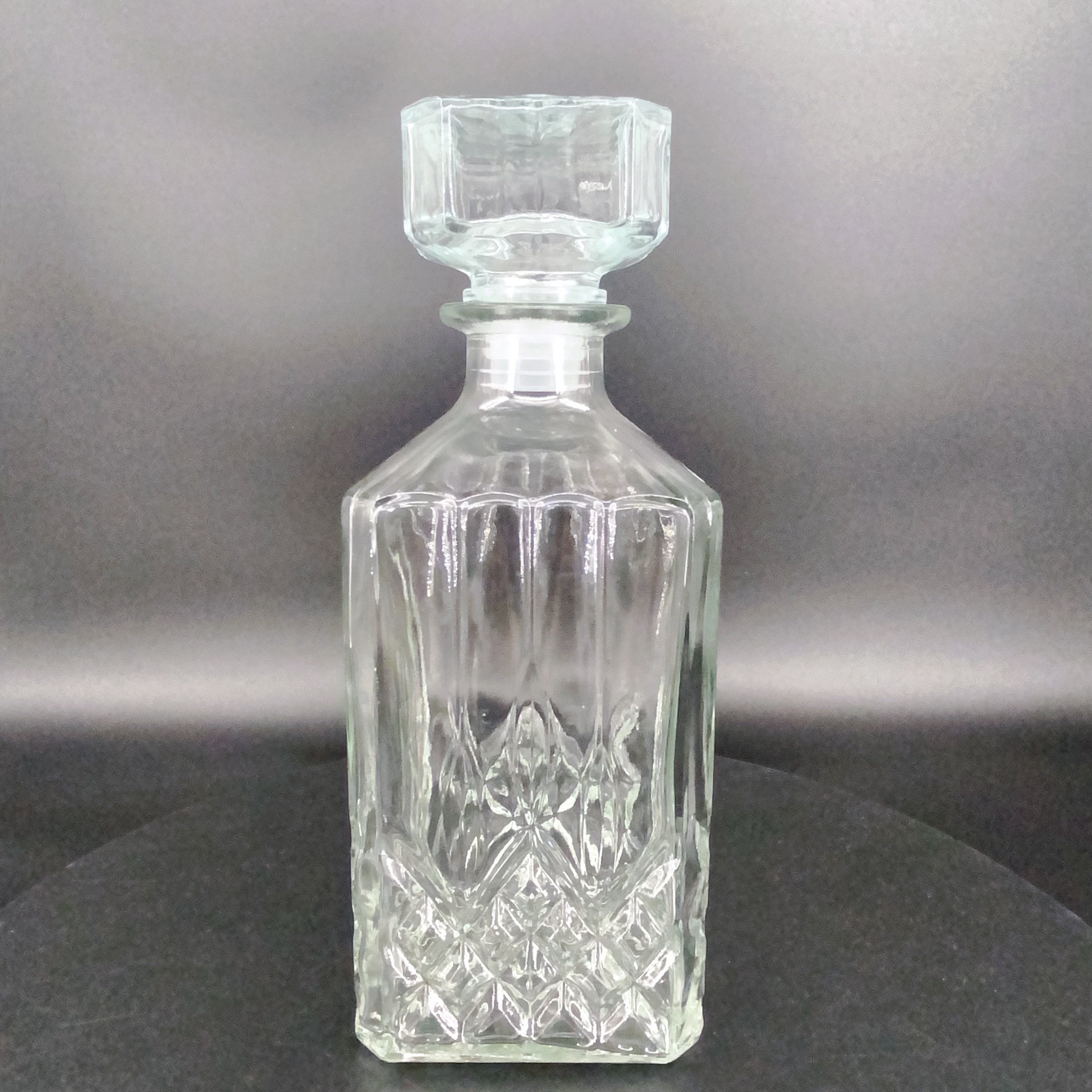 In Stock Classic Engraved European Style Whisky Foreign Wine Brandy Wine Glass Bottle