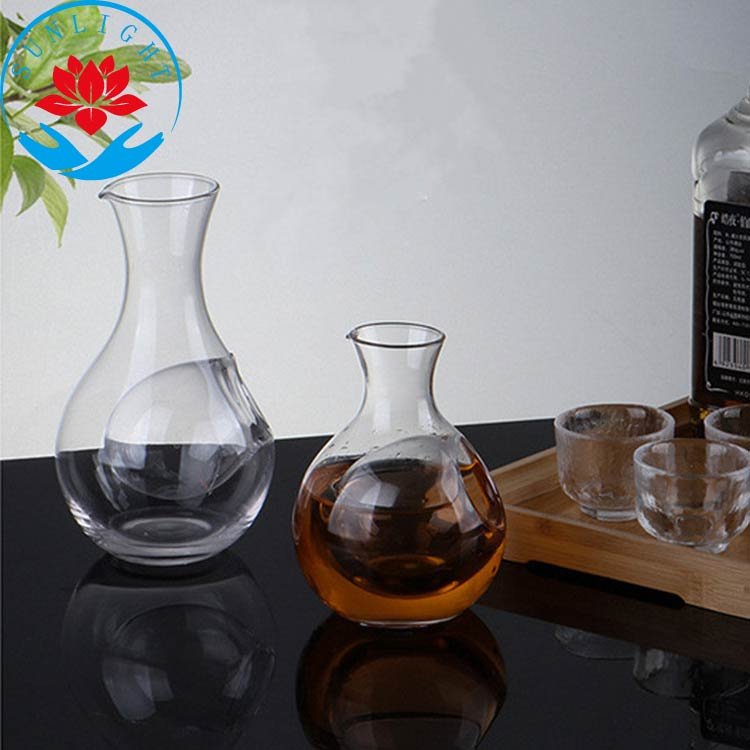 Factory wholesale 300ML 420ML high isolation double room ice glass bottle whiskey coffee sake bottle decanter