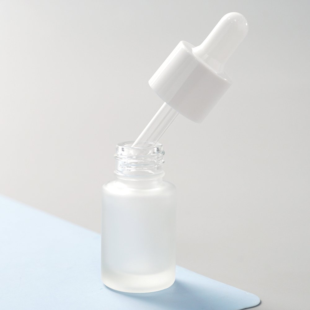 Chinese factory inventory frosted white flat shoulder shape white 1/2oz dropper glass packing 15ml dropper empty glass bottle