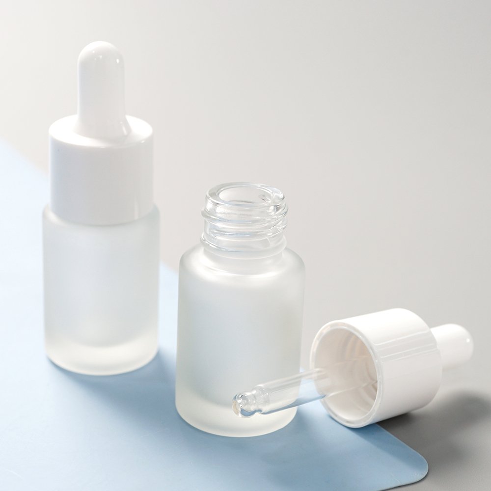 Chinese factory inventory frosted white flat shoulder shape white 1/2oz dropper glass packing 15ml dropper empty glass bottle