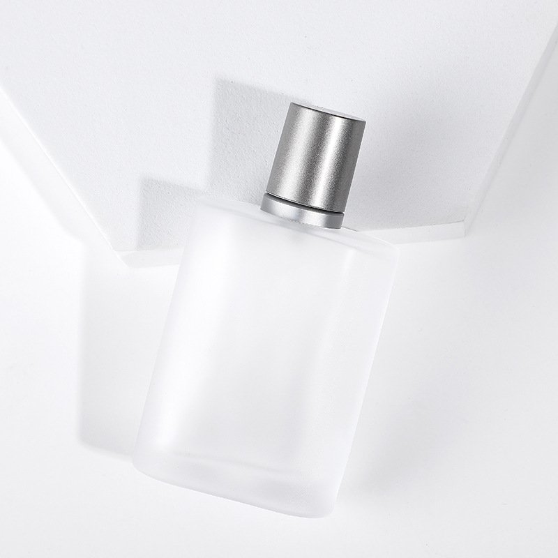 Cash commodity 30ml 50ml frosted customized portable perfume glass bottle