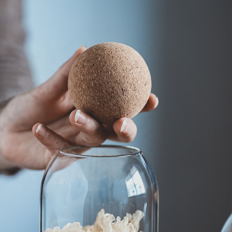 Food grade borosilicate glass jar with cork airtight lid for kitchen storage