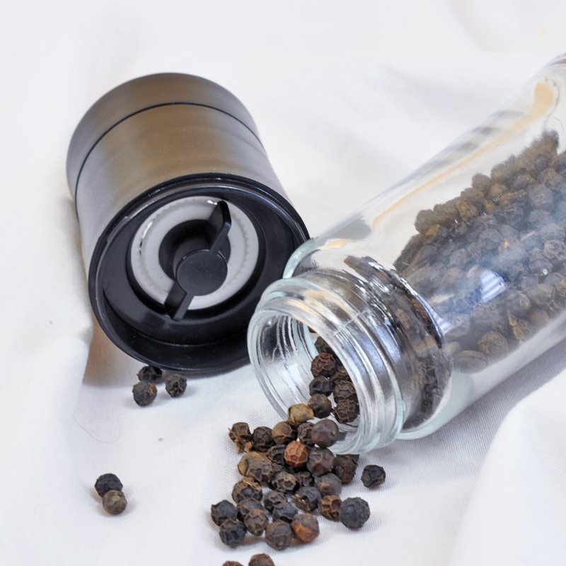 80ML Manual Pepper Mill Glass Bottle Spice Shaker Seasoning Bottle Plastic Salt And Pepper Grinder For Kitchen Accessaries