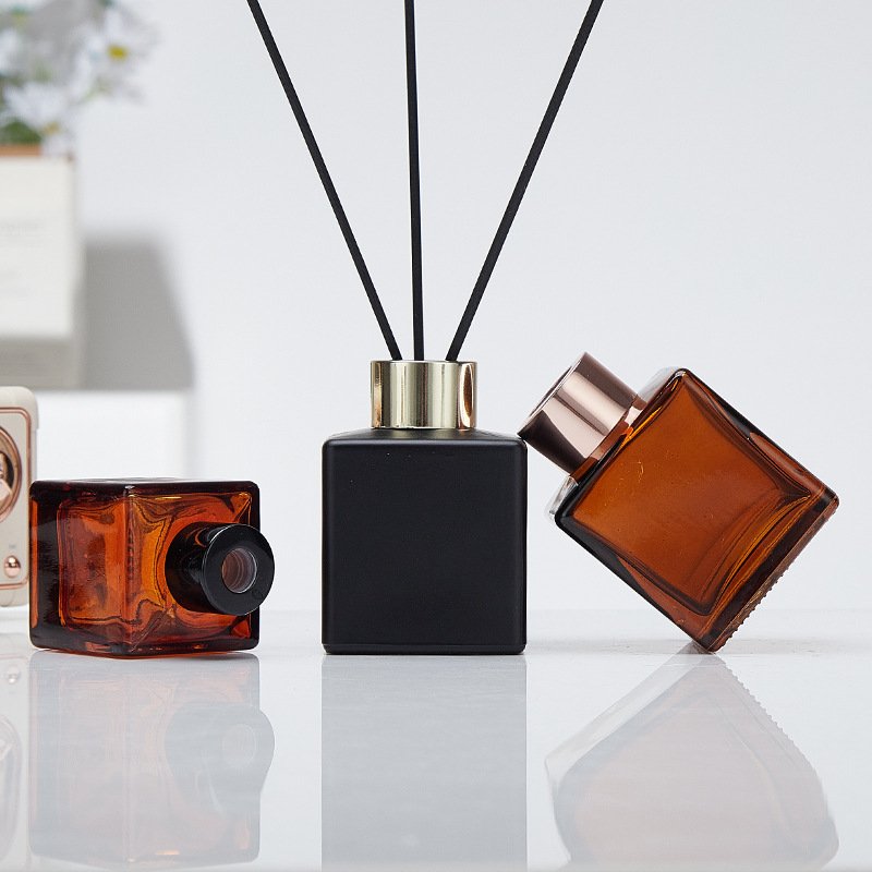 Custom Home Decoration 50 100 150 200ml Fragrance Round Square Painting Empty Glass Reed Diffuser Bottle