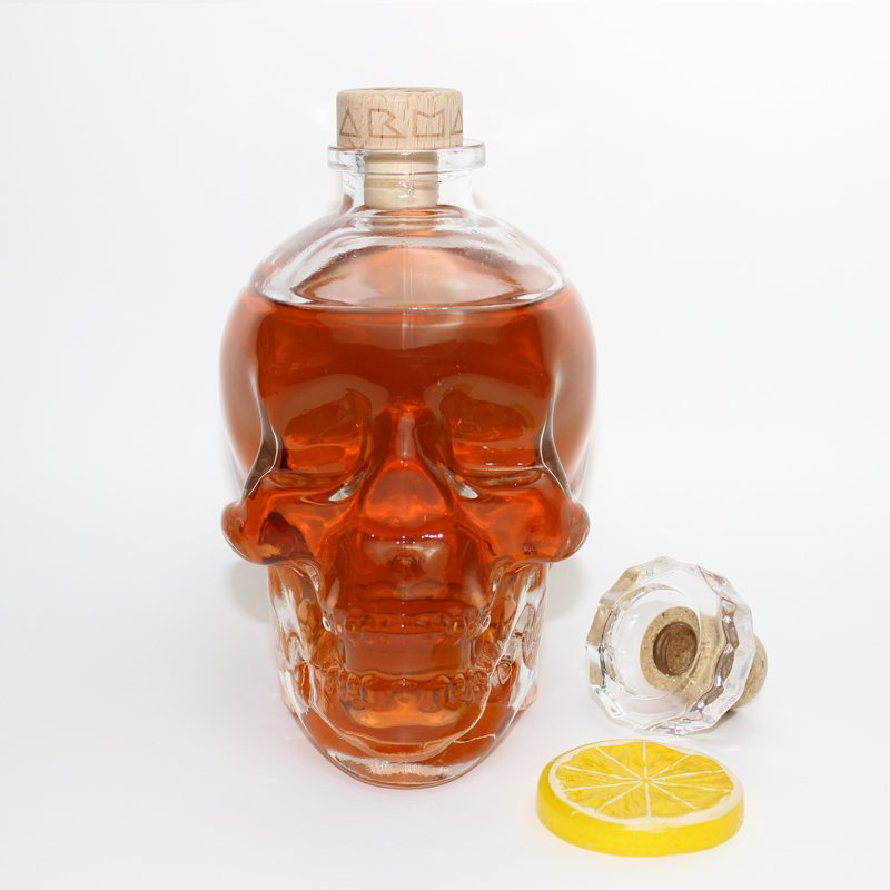 Skull Shape Bottle Vodka Bottle Factory Direct Sales 750ml Spirit Vodka Glass Bottle For Alcoholic Beverages