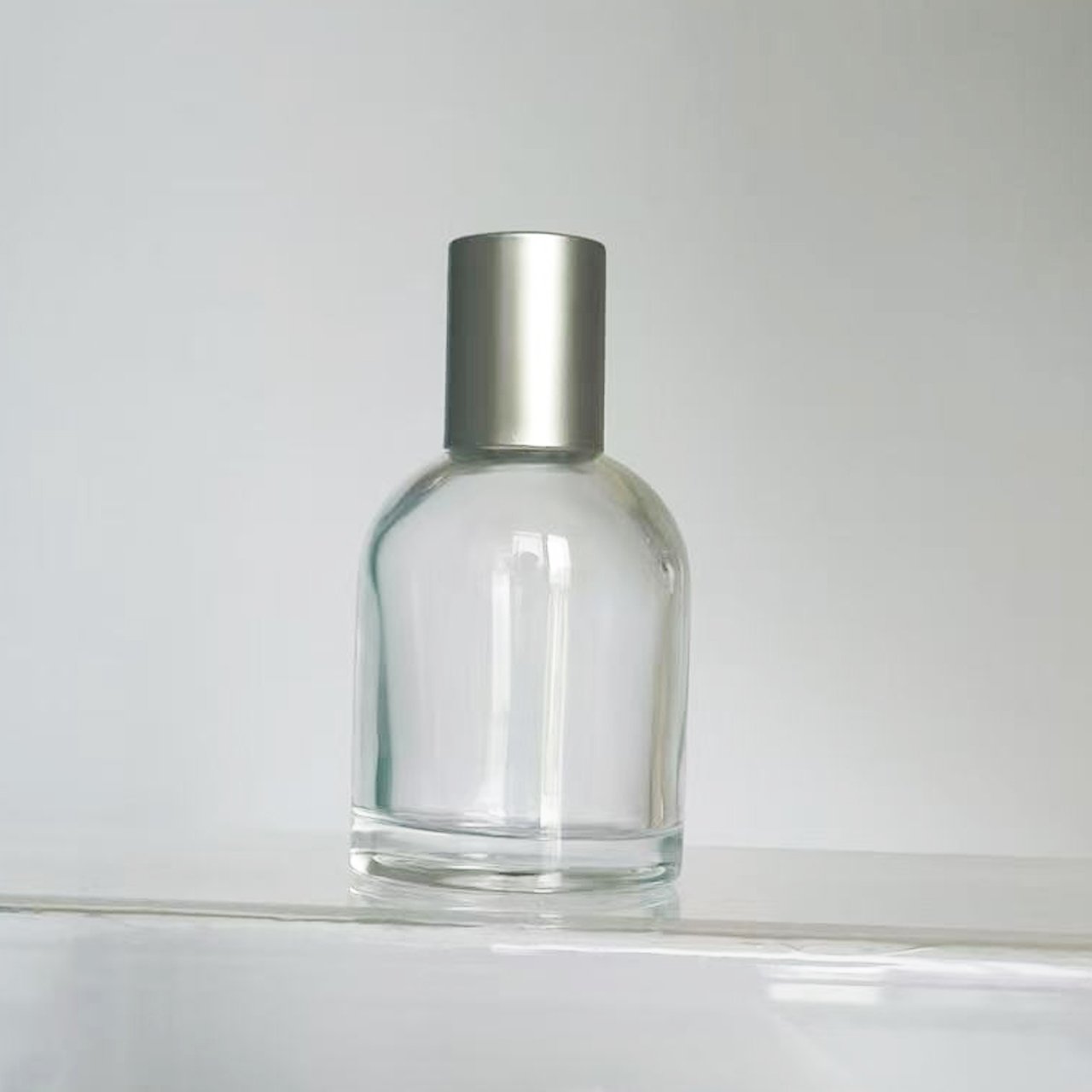 50ml clear glass perfume bottle with silver spray