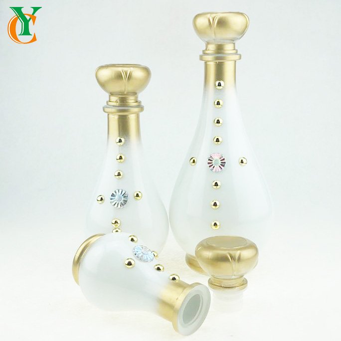 200ml 500ml 1000ml round glass liquid storage jar with glass lid food glass bottle gold beads design