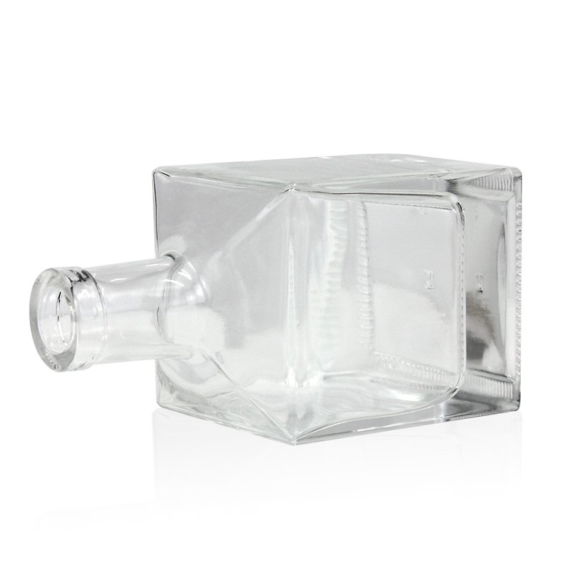 Wholesale Square Rectangular 500ML 750ML 1000ML Empty Fruit Whiskey Rum Liquor Glass Bottles With Cap