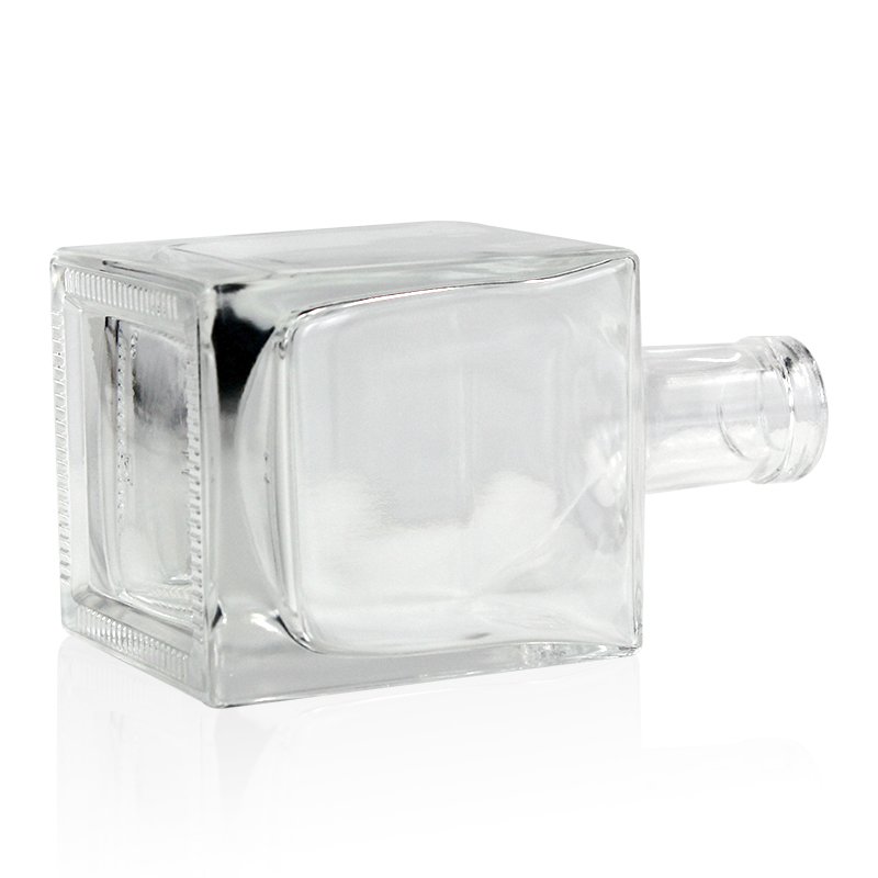 Wholesale Square Rectangular 500ML 750ML 1000ML Empty Fruit Whiskey Rum Liquor Glass Bottles With Cap